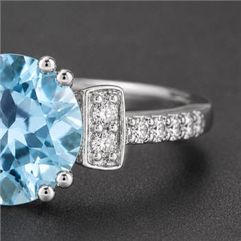 925 Sterling Silver 2.44 Ct Round Swiss Blue Topaz Cubic Zirconia Ring 7 US Ring Size