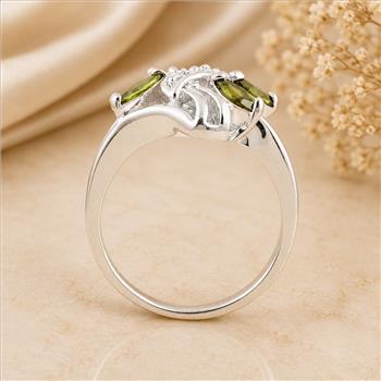 925 Sterling Silver 2.89 Ct Cubic Zirconia Ring 8 US Ring Size