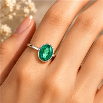 925 Sterling Silver 3.08 Ct Oval Green Topaz Ring 6 US Ring Size