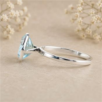 925 Sterling Silver 3.11 Ct Round Blue Topaz Ring 8 US Ring Size