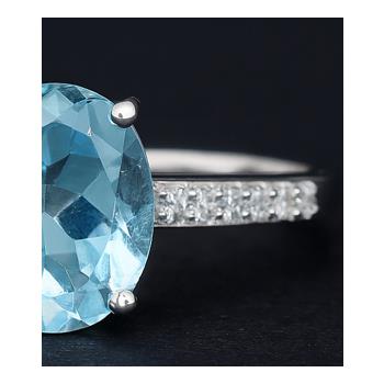 925 Sterling Silver 3.31 Ct Oval Blue Topaz Cubic Zirconia Ring 9 US Ring size