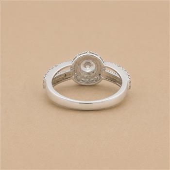 925 Sterling Silver 3.93 Ct Cubic Zirconia Ring 8 US Ring Size