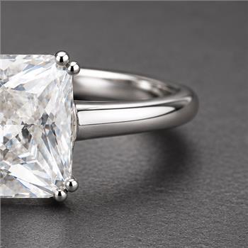 925 Sterling Silver 4.11 Ct Octagon Cubic Zirconia Ring 9 US Ring Size