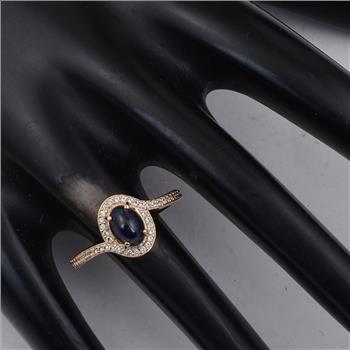 9K Gold 1.63 Ct Oval Sapphire Ring 7 US Ring Size
