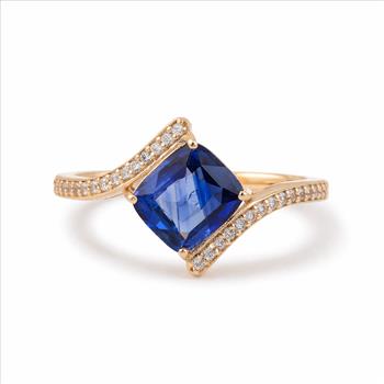 9K Gold 1.65 Ct Cushion Sapphire Ring 7 US Ring Size