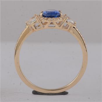 9K Gold 1.79 Ct Oval Sapphire Ring  7 US Ring Size