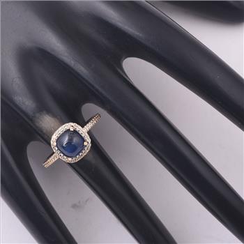 9K Gold 2.82 Ct Cushion Sapphire Ring 7 US Ring Size