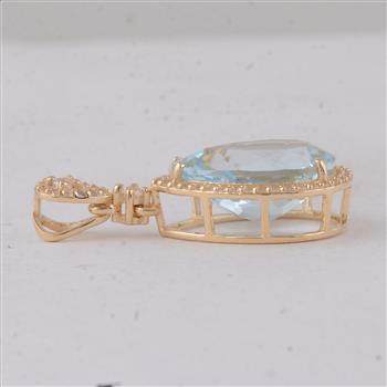9K Gold 3.97 Ct Pear Aquamarine Pendant