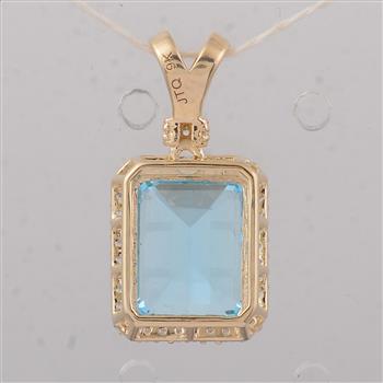9K Gold 4.25 Ct Octagon Blue Topaz Pendant