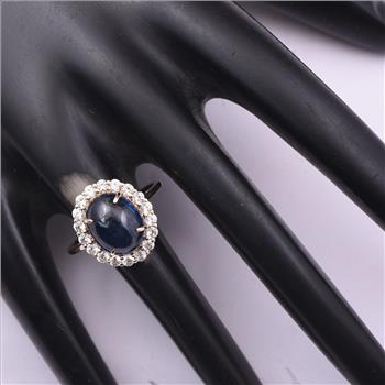 9K Gold 6.12 Ct Oval Sapphire Ring 7 US Ring Size