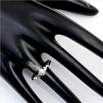 NO RESERVE 0.00 Ct Plain 925 Sterling Silver Ring
