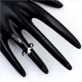 NO RESERVE 0.22 Ct Cubic Zirconia 925 Sterling Silver Ring