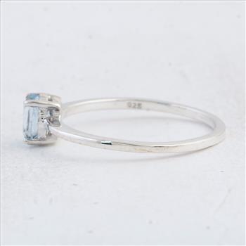 NO RESERVE 0.45 Ct Oval Swiss Blue Topaz 925 Sterling Silver Ring