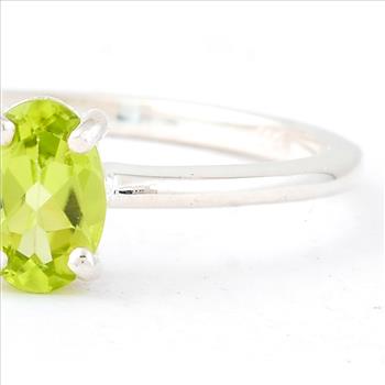 NO RESERVE 0.57 Ct Oval Peridot, 925 Sterling Silver Ring