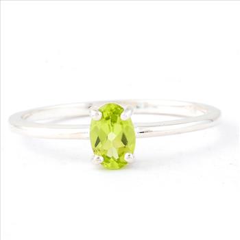 NO RESERVE 0.57 Ct Oval Peridot, 925 Sterling Silver Ring