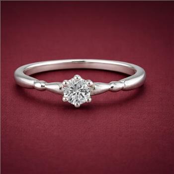 NO RESERVE 0.63 Ct Cubic Zirconia 925 Sterling Silver Ring