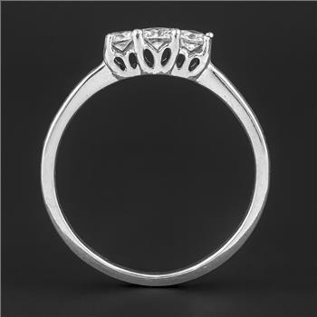 NO RESERVE 0.69 Ct Cubic Zirconia 925 Sterling Silver Ring