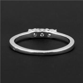 NO RESERVE 0.69 Ct Cubic Zirconia 925 Sterling Silver Ring