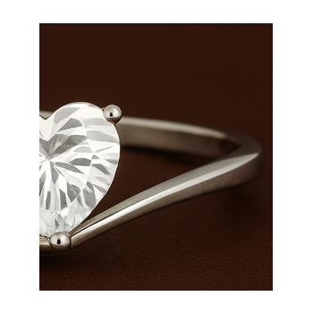 NO RESERVE 0.78 Ct Cubic Zirconia 925 Sterling Silver Ring