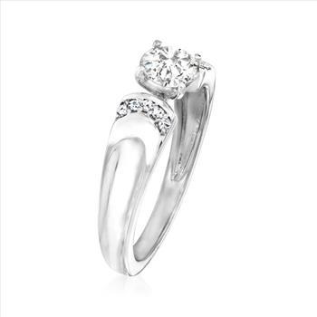 NO RESERVE 0.88 ct. t.w. Moissanite Ring in Sterling Silver. Size 6