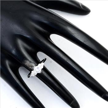 NO RESERVE 1.65 Ct Cubic Zirconia 925 Sterling Silver Ring