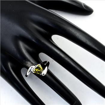 NO RESERVE 1.68 Ct Cubic Zirconia 925 Sterling Silver Ring