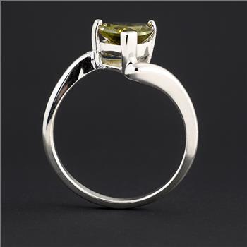 NO RESERVE 1.68 Ct Cubic Zirconia 925 Sterling Silver Ring