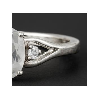 NO RESERVE 1.79 Ct Oval White Topaz, Cubic Zirconia, 925 Sterling Silver Ring