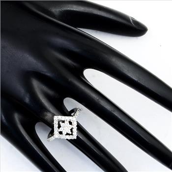 NO RESERVE 2.41 Ct Cubic Zirconia 925 Sterling Silver Ring