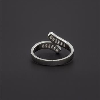 NO RESERVE 3.45 Ct Cubic Zirconia 925 Sterling Silver Ring