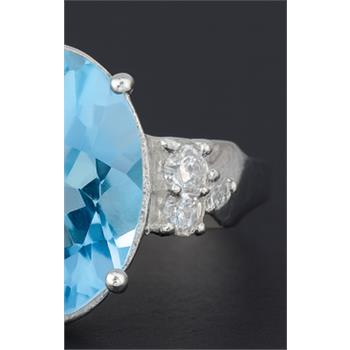 NO RESERVE 5.43 Ct Oval Swiss Blue Topaz, Cubic Zirconia, 925 Sterling Silver Ring