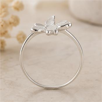 No Reserve 925 Sterling Silver 0.00 Ct Plain Ring 8 US Ring Size