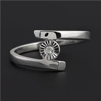 No Reserve 925 Sterling Silver 0.20 Ct Cubic Zirconia Ring 7 US Ring Size