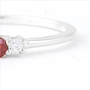 No Reserve 925 Sterling Silver 0.23 Ct Round Garnet Cubic Zirconia Ring 7 US Ring Size