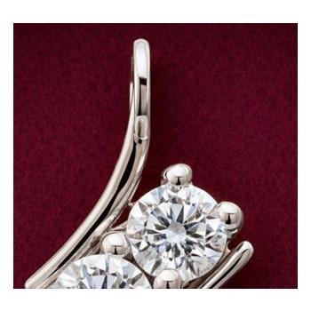 No Reserve 925 Sterling Silver 0.24 Ct Round Cubic Zirconia Pendant
