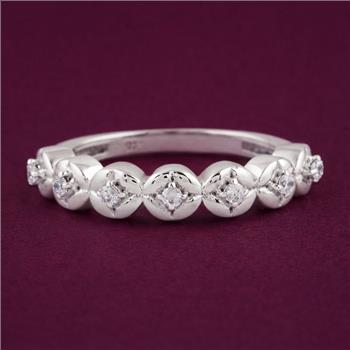 No Reserve 925 Sterling Silver 0.27 Ct Round Cubic Zirconia Ring