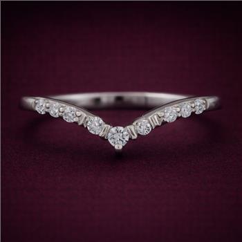 No Reserve 925 Sterling Silver 0.30 Ct Round Cubic Zirconia Ring 7 US Ring Size