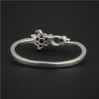 No Reserve 925 Sterling Silver 0.31 Ct Cubic Zirconia Ring 7 US Ring Size