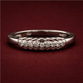 No Reserve 925 Sterling Silver 0.31 Ct Round Cubic Zirconia Ring