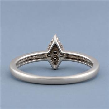 No Reserve 925 Sterling Silver 0.35 Ct Round Cubic Zirconia Ring 8 US Ring Size