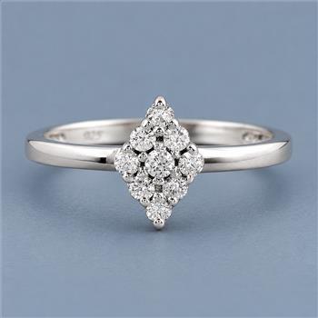 No Reserve 925 Sterling Silver 0.35 Ct Round Cubic Zirconia Ring 8 US Ring Size