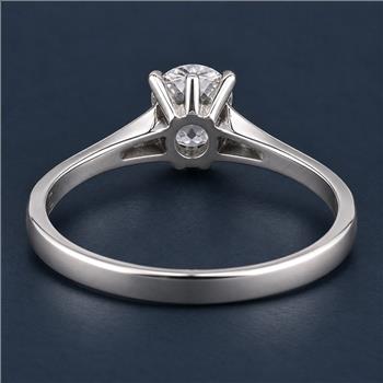 No Reserve 925 Sterling Silver 0.39 Ct Cubic Zirconia Ring 7  US Ring Size
