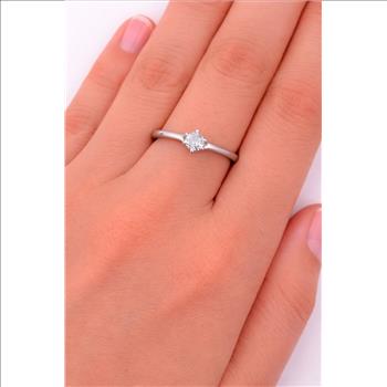 No Reserve 925 Sterling Silver 0.39 Ct Cubic Zirconia Ring 7 US Ring Size