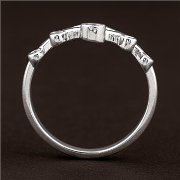 No Reserve 925 Sterling Silver 0.49 Ct Cubic Zirconia Ring 6 US Ring Size