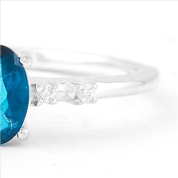 No Reserve 925 Sterling Silver 0.54 Ct Oval Green Topaz Cubic Zirconia Ring 7 US Ring Size
