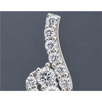 No Reserve 925 Sterling Silver 0.61 Ct Round Cubic Zirconia Pendant