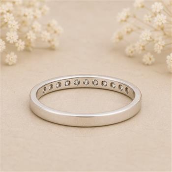 No Reserve 925 Sterling Silver 0.68 Ct Cubic Zirconia Ring 7.5 US Ring Size