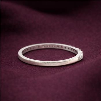 No Reserve 925 Sterling Silver 0.68 Ct Cubic Zirconia Ring 7.5 US Ring Size