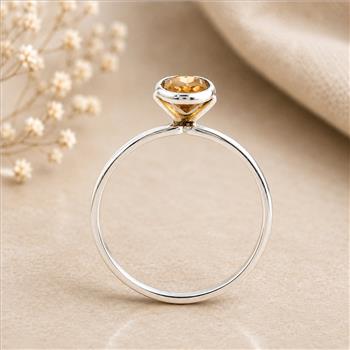 No Reserve 925 Sterling Silver 0.68 Ct Oval Citrine Ring 7 US Ring Size