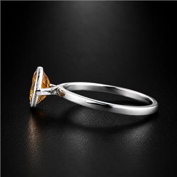 No Reserve 925 Sterling Silver 0.68 Ct Oval Citrine Ring 7 US Ring Size